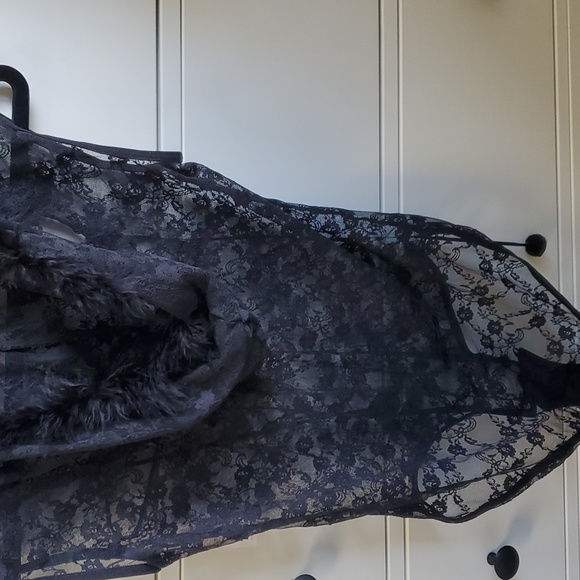 Lingerie - Picture 5 of 6